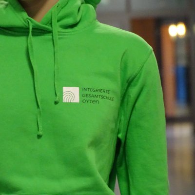 hoody_logo_vorne_schule